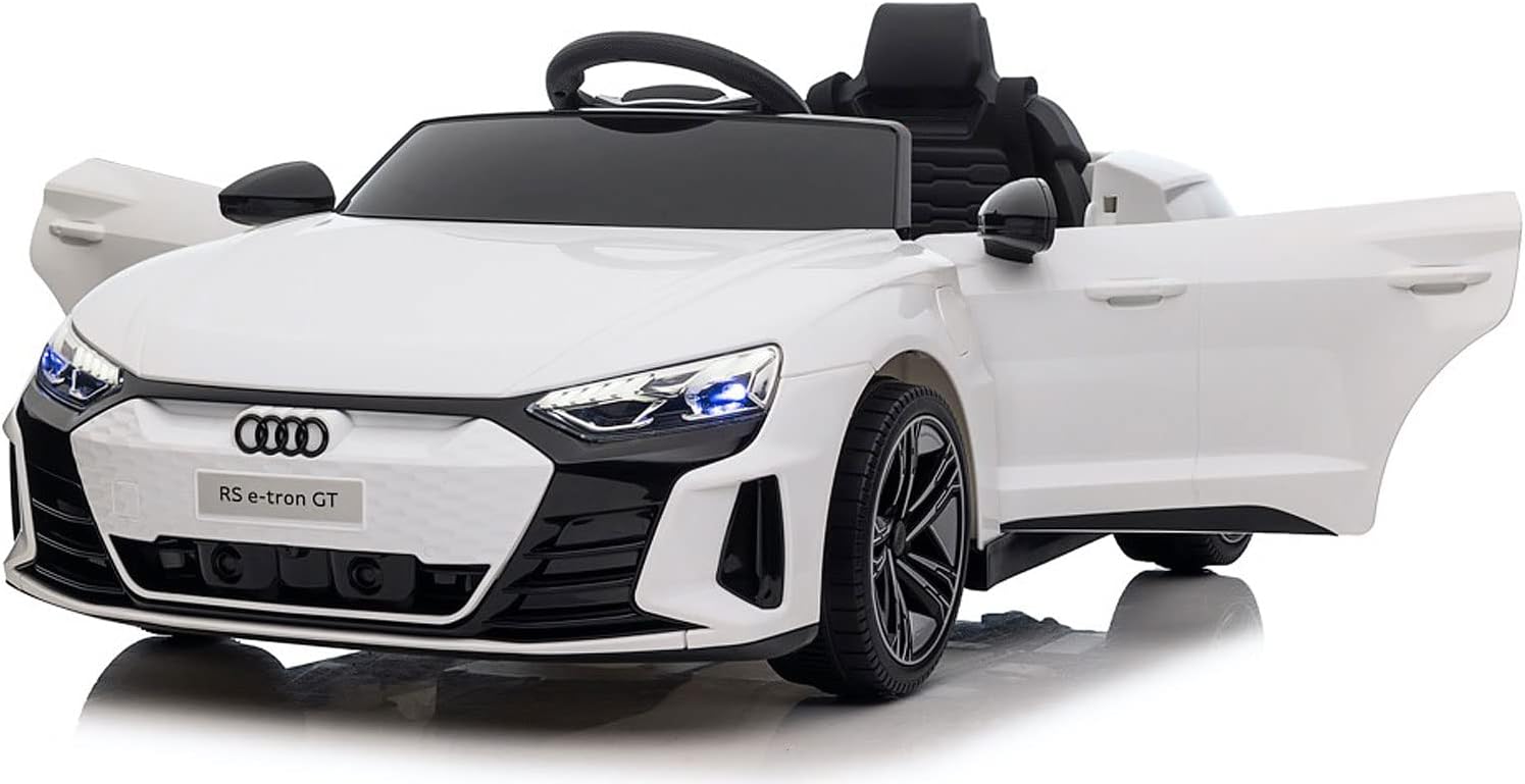 Audi(アウディ) 正規ライセンス品 ■サイズ：約103cmx58cmx41cm ■車両重量：約12kg ■バッテリー：12V4.5A ■モーター：2モーター★アウディ Audi正規ライセンス品！ ★お子様（1〜8歳）が乗って運転可能！ ★お子様（3歳以上）自身でのペダル・ハンドル操作の他、外部からラジコンで操作可能。 ★ハンドル部にサウンド機能搭載！ ★MP3接続口装備！お手持ちのMP3プレイヤーなどから曲を流せます！ ■サイズ：約103cmx58cmx41cm ■乗車対象年齢：1〜8歳 ■モーター：25W×2 ■車両重量：約12kg ■バッテリー：12V4.5Ah ■付属品： ・充電器：電気用品安全法（PSEマーク）認定品 ・プロポ：電波法[技適マーク]認定品（電池は別売り） ■保証 ＜初期不良期間＞商品到着より1週間 保証は部品供給もしくは修理のみとなります。 代品交換の対応は受け付けておりません。 ご理解の上ご注文いただきますよう宜しくお願い致します。