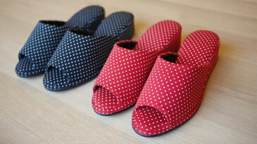 《日本製》スリッパ ヒール かわいい 水玉 レディース 入学式 卒業式 Sサイズ(約22〜22.5cm) フリーサイズ(約23〜24cm) ブラック黒 おしゃれ ルームシューズ 幼稚園 学校行事 授業参観