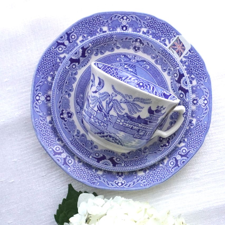 バーレイ セットトーキーブルー ウィロー カップ ソーサー 19cm プレート 皿 陶器 イギリス製 食器 Burleigh オリエンタル 東洋 洋食器 青 ブルー系 風景 英国 悲恋物語 ギフト プレゼント