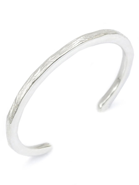 it's 12 midnight イッツ トゥエルヴ ミッドナイト 【 Lofty Texture Bangle / バングル [ J-B005 ]】[ 正規品 ] 腕輪 シルバー 銀 925 プレゼント 金属アレルギー対応 ユニセックス メンズ レディース 定番 人気 ブランド おしゃれ シンプル ペア 【 送料無料 】 2