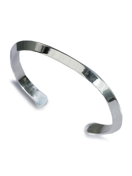 SunKu サンク 39 【 Triangle Bangle (M) / [ SK-126 ] 】[ 正規品 ] トライアングルバングル ブレスレット カフ シルバー 銀 メンズ レディース ペア プレゼント 人気 ブランド おしゃれ 【 送料無料 】