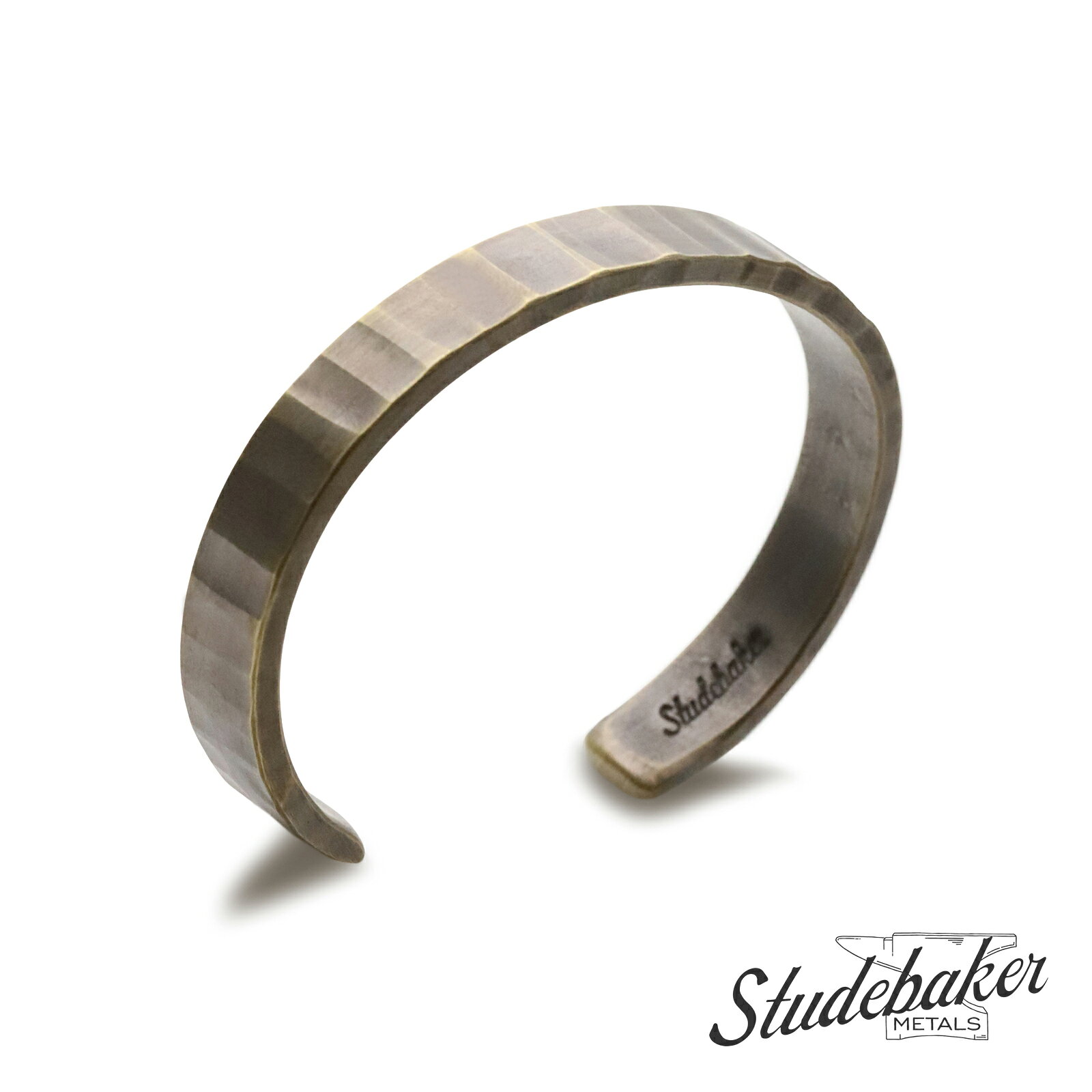 スチュードベーカーメタル STUDEBAKER METALS 【 Bessemer Cuff (Brass Work Patina) ベッセマー カフ バングル 】[ 正規品 ] ブレスレット ブラス 真鍮 シンプル ユニセックス メンズ レディース プレゼント ギフト 人気 ブランド おしゃれ ラッピング 【 送料無料 】