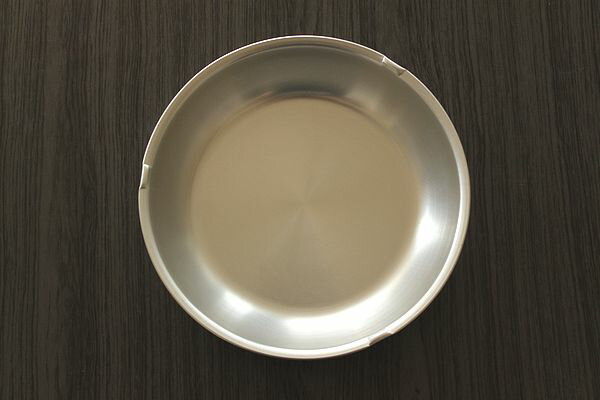 ☆特大深皿 18cm【シルバー/訳あり】アルミ皿 アルマイト 食器 【 /わけあり/アウトレット 】日本製 森中製作所通販格安セール情報 楽天 通販