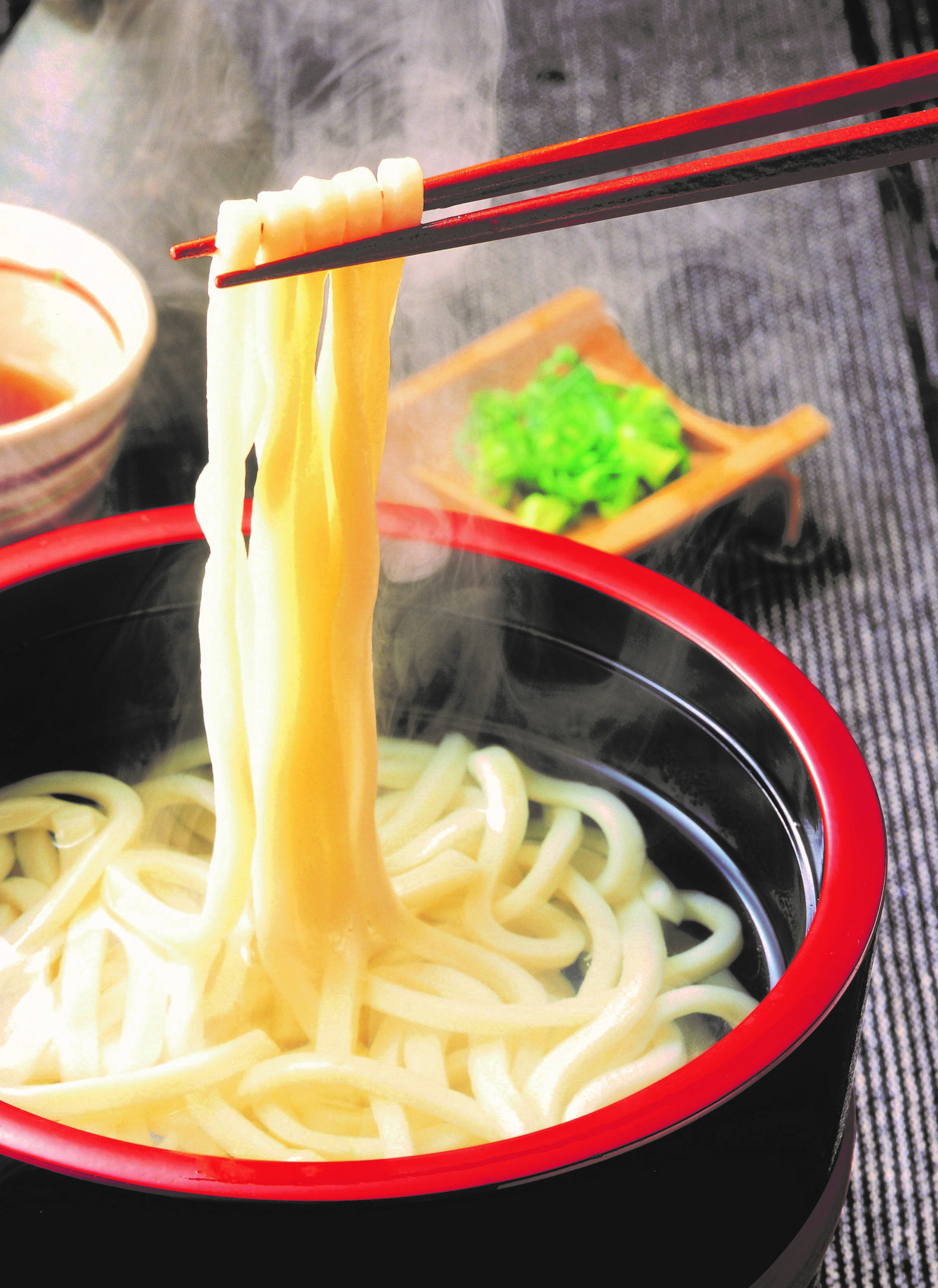 こだわりの配合により、小麦の風味・讃岐うどん独特のコシを感じていただけます。 ●内容量：1.25kg(10個入)&nbsp; 原材料 めん〔小麦粉（国内製造）、食塩／加工デンプン〕 添加物 加工デンプン 販売者 テーブルマーク 最終加工地 ...