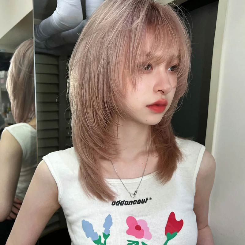 ウィッグ ショート ナチュラル 自然 ピンクゴールド フルウィッグ 襟足すっきり 大人 かわいい レディーズ 女性ウイッグ ぱっつん前髪 華やかな印象 女性用 女装 耐熱 日常 小顔 ネット付き dp309c0c0zr