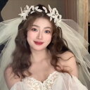 ウエディングベール ウェディングベール カチューシャ ヘッドドレス 花 ブライダル チュール リボン 花嫁 結婚式 髪飾り ティアラ 冠 上品 エレガント 前サ...