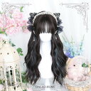 セット内容&nbsp;&#10045;.*&#42611; ウィッグ/ヘアネット【※こちらの商品は、個人差等ございますので、商品ご到着後、お客様ご自身より手くしやカット等多少の調節が必要な場合もございます。】「記載のないアクセサリー　小物等は付属しません」 素材&nbsp;&#10045;.*&#42611; 高温耐熱ファイバー カラー&nbsp;&#10045;.*&#42611; 写真をご参考ください サイズ (cm)&nbsp;&#10045;.*&#42611; 長さ：約60-65cm※表記寸法と実寸値の多少の誤差はご容赦ください。 送料&nbsp;&#10045;.*&#42611; ★1点 880円(北海道・九州・沖縄・離島除く)商品を複数ご注文の場合の送料は、下記の表を参照してください。 ※SALE品など、他商品との同梱発送不可の商品と合わせてご購入の場合、送料の計算が異なりますのでご注意ください。 注意事項&nbsp;&#10045;.*&#42611; ●ページの閲覧環境によって、掲載写真と実際の商品の色合いが異なる場合があります。 ●モデルに小物を使う場合がございますが、商品に含まれませんので、セット内容をご確認ください。 ●一部商品はボタンの穴が開いていない場合もございますが、不良品ではございません。 ●製造過程・出荷過程の間に出来た細かなキズ・ヨゴレなどある場合がございます。細かい部分まで気になさる方は、ご購入をご遠慮ください。 ●商品の仕様は、製造元の都合により予告なく変更や突然の欠品等で商品手配の遅れや手配ができない場合がございます。 ●お届けした商品に不備がございましたら、お届け後5日以内にご連絡ください。早急に対応させていただきます。なお期日を過ぎた場合はお受け致しかねます。 ●土日祝祭日のご注文およびお問い合わせへの弊社からのご連絡は、翌営業日となります。 ●海外製品のため、詳細タグなし。 ●配送の関係上、ラッピング対応は受け付けておりません。 &nbsp;&nbsp;会社・学校・団体でご購入のお客様 発送の際、ご担当者様のお名前（フルネーム）が必要となります。 登録情報のお名前を、会社名や団体名のみでご登録されている場合、ご登録名をご担当者様のお名前にご変更していただくか、【備考欄】にフルネームでご記入願います。 【納品書や領収書につきまして】 当店では個人情報保護及び環境保全の為ペーパーレス化に取り組んでおりますので、お届けのお荷物に納品書（お買上明細書）は同封しておりません。ご了承くださいませ。 ご希望の場合、ご注文時【備考欄】にご記入願います。PDFファイルをメールにて添付いたします。 &nbsp;&nbsp;返品・交換・キャンセルについて サイズ間違い・イメージ違いなど、お客様都合によるキャンセルやご交換は原則として承っておりません。返品ルールに関しましては、リンク先ページをご覧の上、お気軽にお問い合わせください。 SIMILAR COLOR 写真をご参考ください爆買い祭り〜買えば買うほど安くなる♪ 2点以上ご購入で10％OFFクーポン♪ 5点以上ご購入で12％OFFクーポン♪ 8点以上ご購入で15％OFFクーポン♪