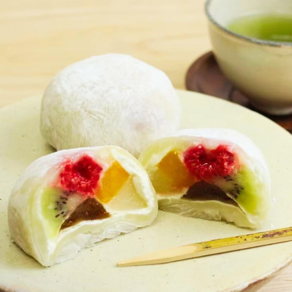 フルーツパフェ大福 万華鏡 3個入り1箱 スイーツ 冷凍 フルーツ 大福 ギフト お中元 お歳暮 ベリー マンゴー 白桃 キウイ わらび餅 白餡 クリームのサムネイル