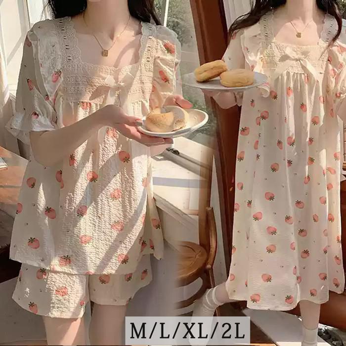 Rakuten - 【ルームソックス1点プレゼント】パジャマ ルームウェア レディース 半袖 上下セット ワンピース ガーゼ 夏用 春夏 可愛い セットアップ ショートパンツ いちご柄 胸パッド付き スクエアネック 部屋着 寝間着 大きいサイズ 薄手 ゆったり 女性 リラックス dh122zbzbx0