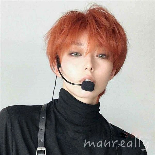 ウィッグ メンズ 短髪 かつら 自然 フルウィッグ コスプレ 男装 おしゃれ ナチュラル かっこいい 可愛い ショート 耐熱ウィッグ 黒 小顔効果抜群 コスチューム 文化祭 学園祭 イベント 韓国風 オレンジ色 dp077d4d4d4
