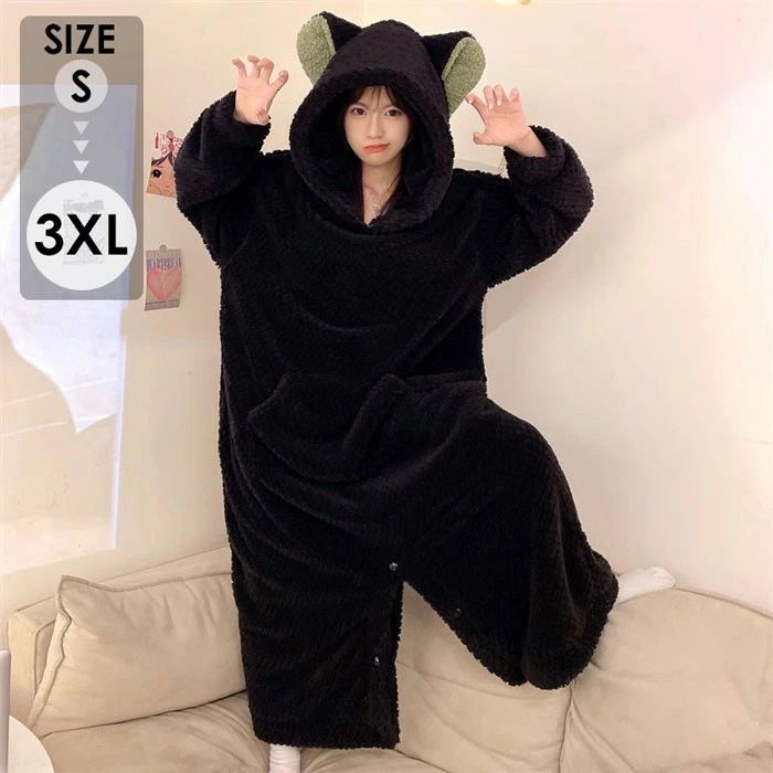 類似商品はこちら ＊.*꙳キッズパジャマ オールインワン うさ耳付き 長5,990円キッズパジャマ 耳付き 長袖 ルームウェア オ4,240円キッズパジャマ 耳付き 長袖 ルームウェア 着4,380円ルームウェア 上下セット フランネルパジャマ 4,980円フランネルパジャマ 長袖 ルームウェア 上下セ3,980円ルームウェア 親子 上下セット フランネルパジ2,980円〜 セット内容&nbsp;✽.*꙳ ルームウェア「記載のないアクセサリー、小物等は付属しません」 素材&nbsp;✽.*꙳ ポリエステル│フランネルなど カラー&nbsp;✽.*꙳ ブラック サイズ (cm)&nbsp;✽.*꙳ M/着丈124　バスト126 袖丈65L/着丈125　バスト128 袖丈662L(XL)/着丈126　バスト130 袖丈673L(2XL)/着丈127　バスト132 袖丈684L(3XL)/着丈128　バスト134 袖丈69※表記寸法と実寸値の多少の誤差はご容赦ください。 よくある質問 Happysunny&nbsp;✽.*꙳ Q1. オールインワンタイプですが、着心地はどうですか？▸ ふわふわのフランネル素材を使用しており、優しい肌触りでとても快適です。オールインワンで動きやすく、お家でリラックスする時間にぴったりです。by HappysunnyQ2. 猫耳フード付きで、どんなシーンに使えますか？▸ 猫耳フードがかわいらしく、お家でのリラックスタイムや、秋冬の寒い季節に暖かく過ごすためにぴったりです。可愛さと実用性を兼ね備えています。by HappysunnyQ3. 防寒性はありますか？▸ はい、ふわふわの素材で保温性が高く、寒い季節でも暖かく過ごせます。2way仕様で、気温に合わせて調整が可能ですので、冬の寒さにも対応できます。by Happysunny模倣品・コピー商品を扱うお店が増えています。ご注文のショップ名と、画像や商品説明にあるショップ名が同一かご確認の上ご注文ください。 送料&nbsp;✽.*꙳ ★1点 880円(北海道・九州・沖縄・離島除く)商品を複数ご注文の場合の送料は、下記の表を参照してください。 ※SALE品など、他商品との同梱発送不可の商品と合わせてご購入の場合、送料の計算が異なりますのでご注意ください。 注意事項&nbsp;✽.*꙳ ●ページの閲覧環境によって、掲載写真と実際の商品の色合いが異なる場合があります。 ●モデルに小物を使う場合がございますが、商品に含まれませんので、セット内容をご確認ください。●製造過程・出荷過程の間に出来た細かなキズ・ヨゴレなどある場合がございます。細かい部分まで気になさる方は、ご購入をご遠慮ください。 ●商品の仕様は、製造元の都合により予告なく変更や突然の欠品等で商品手配の遅れや手配ができない場合がございます。 ●お届けした商品に不備がございましたら、お届け後5日以内にご連絡ください。早急に対応させていただきます。なお期日を過ぎた場合はお受け致しかねます。 ●土日祝祭日のご注文およびお問い合わせへの弊社からのご連絡は、翌営業日となります。 ●海外製品のため、詳細タグなし。 ●配送の関係上、ラッピング対応は受け付けておりません。 &nbsp;&nbsp;会社・学校・団体でご購入のお客様 発送の際、ご担当者様のお名前（フルネーム）が必要となります。 登録情報のお名前を、会社名や団体名のみでご登録されている場合、ご登録名をご担当者様のお名前にご変更していただくか、【備考欄】にフルネームでご記入願います。 【納品書や領収書につきまして】 当店では個人情報保護及び環境保全の為ペーパーレス化に取り組んでおりますので、お届けのお荷物に納品書（お買上明細書）は同封しておりません。ご了承くださいませ。 ご希望の場合、ご注文時【備考欄】にご記入願います。PDFファイルをメールにて添付いたします。 &nbsp;&nbsp;返品・交換・キャンセルについて サイズ間違い・イメージ違いなど、お客様都合によるキャンセルやご交換は原則として承っておりません。返品ルールに関しましては、リンク先ページをご覧の上、お気軽にお問い合わせください。 SIMILAR COLOR ブラック 黒類似商品はこちら ＊.*꙳キッズパジャマ オールインワン うさ耳付き 長5,990円キッズパジャマ 耳付き 長袖 ルームウェア オ4,240円キッズパジャマ 耳付き 長袖 ルームウェア 着4,380円ルームウェア 上下セット フランネルパジャマ 4,980円フランネルパジャマ 長袖 ルームウェア 上下セ3,980円ルームウェア 親子 上下セット フランネルパジ2,980円〜 セット内容&nbsp;✽.*꙳ ルームウェア「記載のないアクセサリー、小物等は付属しません」 素材&nbsp;✽.*꙳ ポリエステル│フランネルなど カラー&nbsp;✽.*꙳ ブラック サイズ (cm)&nbsp;✽.*꙳ M/着丈124　バスト126 袖丈65L/着丈125　バスト128 袖丈662L(XL)/着丈126　バスト130 袖丈673L(2XL)/着丈127　バスト132 袖丈684L(3XL)/着丈128　バスト134 袖丈69※表記寸法と実寸値の多少の誤差はご容赦ください。 よくある質問 Happysunny&nbsp;✽.*꙳ Q1. オールインワンタイプですが、着心地はどうですか？▸ ふわふわのフランネル素材を使用しており、優しい肌触りでとても快適です。オールインワンで動きやすく、お家でリラックスする時間にぴったりです。by HappysunnyQ2. 猫耳フード付きで、どんなシーンに使えますか？▸ 猫耳フードがかわいらしく、お家でのリラックスタイムや、秋冬の寒い季節に暖かく過ごすためにぴったりです。可愛さと実用性を兼ね備えています。by HappysunnyQ3. 防寒性はありますか？▸ はい、ふわふわの素材で保温性が高く、寒い季節でも暖かく過ごせます。2way仕様で、気温に合わせて調整が可能ですので、冬の寒さにも対応できます。by Happysunny模倣品・コピー商品を扱うお店が増えています。ご注文のショップ名と、画像や商品説明にあるショップ名が同一かご確認の上ご注文ください。 送料&nbsp;✽.*꙳ ★1点 880円(北海道・九州・沖縄・離島除く)商品を複数ご注文の場合の送料は、下記の表を参照してください。 ※SALE品など、他商品との同梱発送不可の商品と合わせてご購入の場合、送料の計算が異なりますのでご注意ください。 注意事項&nbsp;✽.*꙳ ●ページの閲覧環境によって、掲載写真と実際の商品の色合いが異なる場合があります。 ●モデルに小物を使う場合がございますが、商品に含まれませんので、セット内容をご確認ください。●製造過程・出荷過程の間に出来た細かなキズ・ヨゴレなどある場合がございます。細かい部分まで気になさる方は、ご購入をご遠慮ください。 ●商品の仕様は、製造元の都合により予告なく変更や突然の欠品等で商品手配の遅れや手配ができない場合がございます。 ●お届けした商品に不備がございましたら、お届け後5日以内にご連絡ください。早急に対応させていただきます。なお期日を過ぎた場合はお受け致しかねます。 ●土日祝祭日のご注文およびお問い合わせへの弊社からのご連絡は、翌営業日となります。 ●海外製品のため、詳細タグなし。 ●配送の関係上、ラッピング対応は受け付けておりません。 &nbsp;&nbsp;会社・学校・団体でご購入のお客様 発送の際、ご担当者様のお名前（フルネーム）が必要となります。 登録情報のお名前を、会社名や団体名のみでご登録されている場合、ご登録名をご担当者様のお名前にご変更していただくか、【備考欄】にフルネームでご記入願います。 【納品書や領収書につきまして】 当店では個人情報保護及び環境保全の為ペーパーレス化に取り組んでおりますので、お届けのお荷物に納品書（お買上明細書）は同封しておりません。ご了承くださいませ。 ご希望の場合、ご注文時【備考欄】にご記入願います。PDFファイルをメールにて添付いたします。 &nbsp;&nbsp;返品・交換・キャンセルについて サイズ間違い・イメージ違いなど、お客様都合によるキャンセルやご交換は原則として承っておりません。返品ルールに関しましては、リンク先ページをご覧の上、お気軽にお問い合わせください。 SIMILAR COLOR ブラック 黒