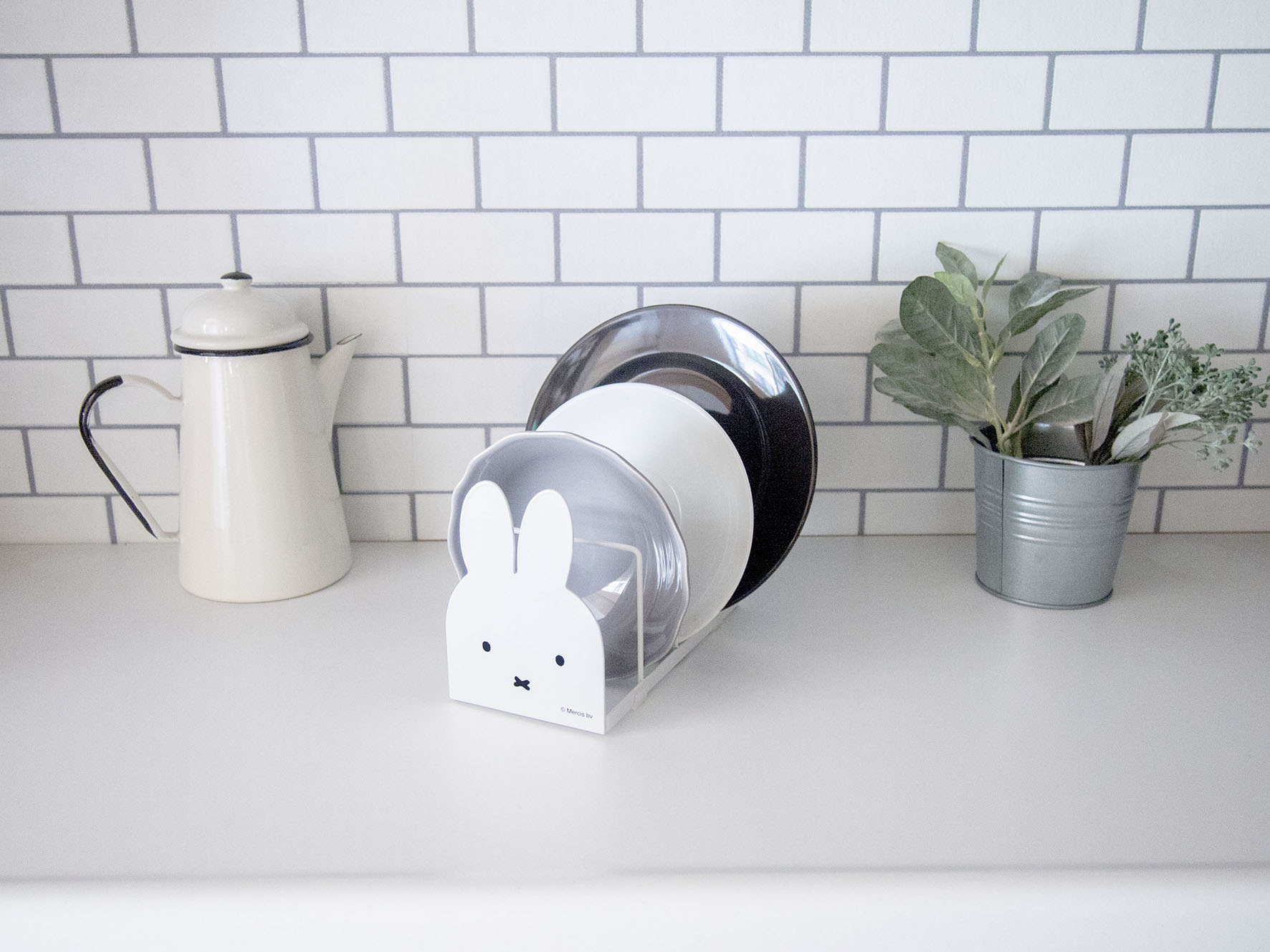 miffy ディッシュスタンド＜ホワイト　グレー＞＜ミッフィー　キッチン　お皿立て　本立て　可愛い　パントリー 収納　ナインチェ＞のサムネイル