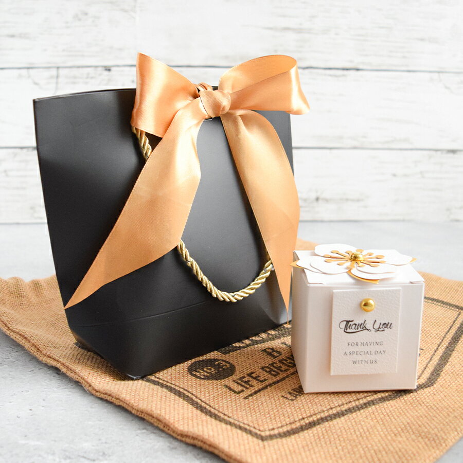 ラッピングセット(ホワイトBOX・巾着袋付き)包装セット アクセサリー ギフト 紙袋 BOX ボックス 巾着袋 リボン 花 シルバー ステンレス ネックレス リ...