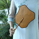 清境Craft うちわ 竹製手作り 和風 団扇 伝統工芸品 多角形 芭蕉形 方形 うちわ 暑さ対策 シンプル ナチュラル 和装 和服 夏祭りの浴衣姿に 女性用...