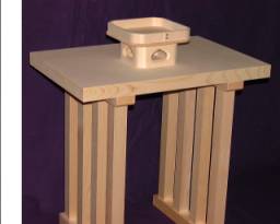 八足案 天板間口 1尺5寸 奥行き 1尺 総高さ 2尺5寸 以上 （外材）