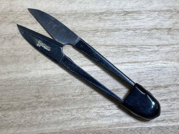 【メール便 可】 美鈴 チョキチョキ 短刃 105mm NO.505 糸切はさみ 握り鋏 日本製