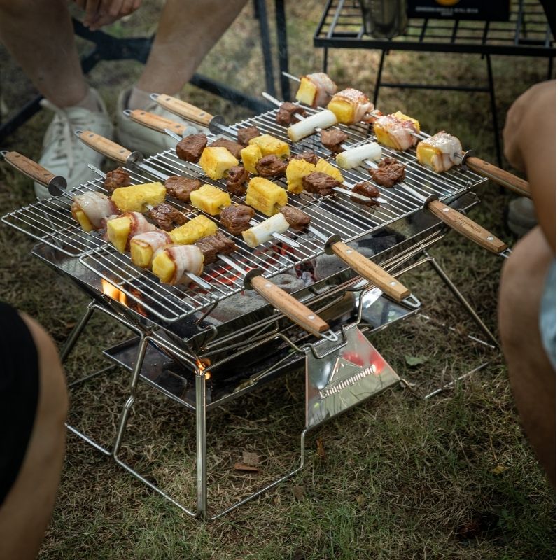 [公式] キャンピングムーン キャンプ BBQセット 焚き火台 ファミリー コンパクト 軽量 大型 BBQ バーベキュー 串 BBQグリル キャンプセット 初心者 セット 一式 初心者セット 4点セット キャンプデビュー 焚火台 グリル コンロ 福袋 プレゼント iwiss-10002732 IWISS TOOLs 楽天市場店 サンプル画像3