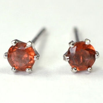 14WG・ガーネット　スタッドピアス