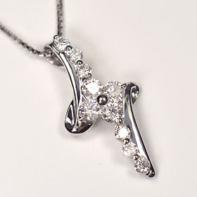 プラチナ ダイヤモンド ネックレス スウィートテン プラチナ・ダイヤ0.5ct（SIクラス・鑑別書カード付）　アニバーサリー10ペンダント（ネックレス）