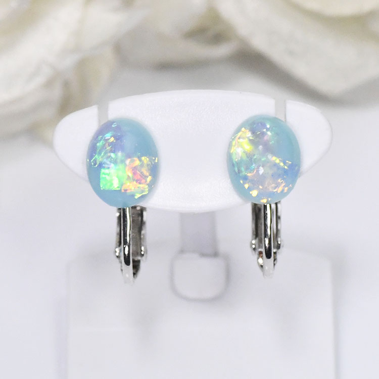 ミステリアスアクアオーバルイヤリング ノンホール 人工オパール 遊色効果 日本製 国産 手作り