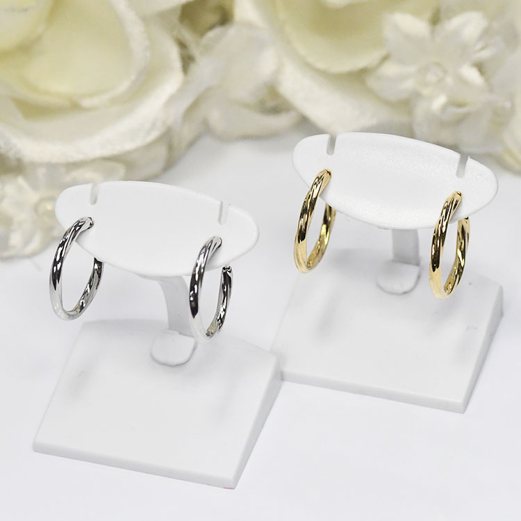 【待望の再販】ピアスのようなイヤリング♪ ツイストフープイヤリング Sサイズ プラチナカラー イエローゴールド ノンホール