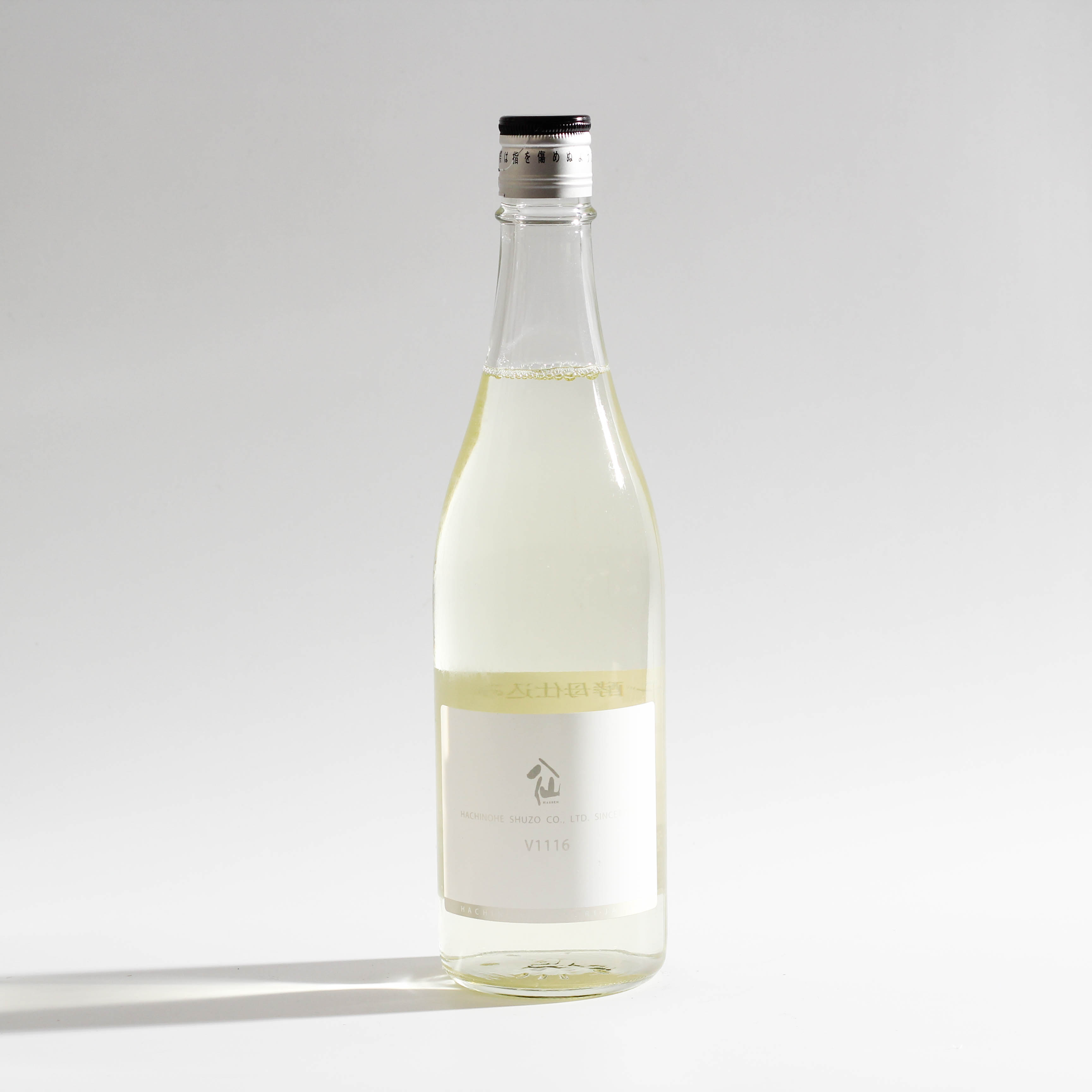 商品詳細 内容量 720 アルコール度数/14度 ご注意 開封後はお早めにお飲み下さい。 保存方法 要冷蔵。 原材料 米（国産）・米麹（国産米） 製造元 八戸酒造(株) 商品説明 デンマーク産の白ワイン酵母「V1116」を使用。酵母由来の爽やかな酸を特徴にすっきり仕上がっています。