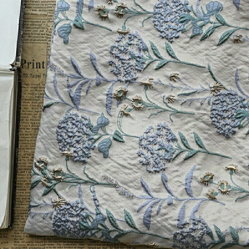 135cm幅 90cm単位 生地 花柄 刺繍 cm幅 cm単位 ジャカード生地 無地 布 タンポポ柄 金属糸 ジャカード エンボス 油絵の質感 あっさりした 精緻な模様 立体花柄 布地 きじ