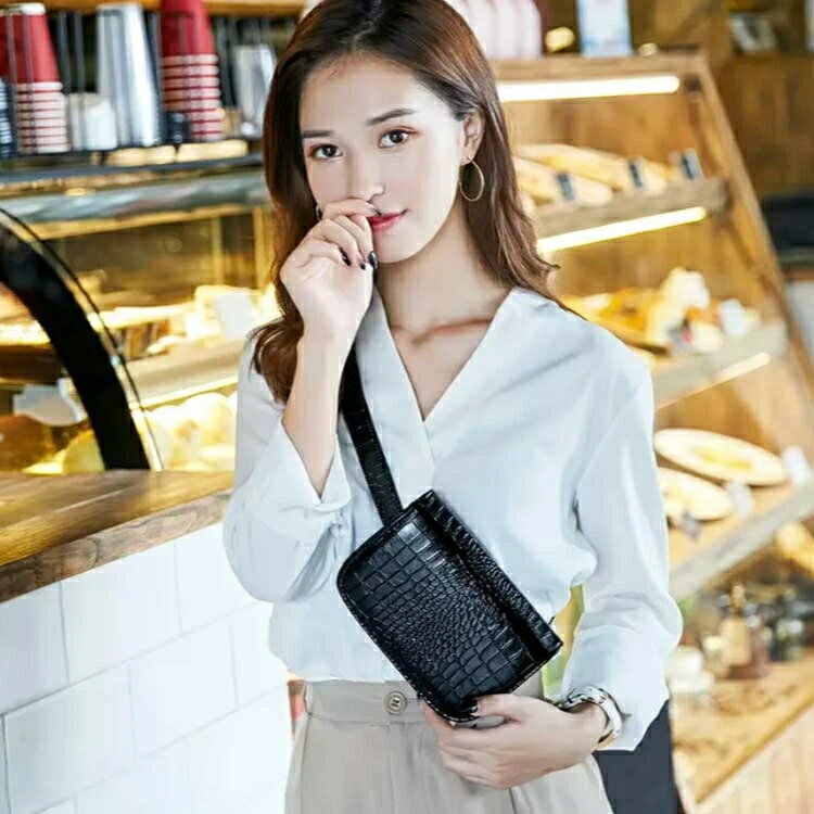 ヒップバッグ ベルトポーチ ウエストバッグ PUレザー ウエストポーチ スマホ入れ メンズ バッグ レディ..