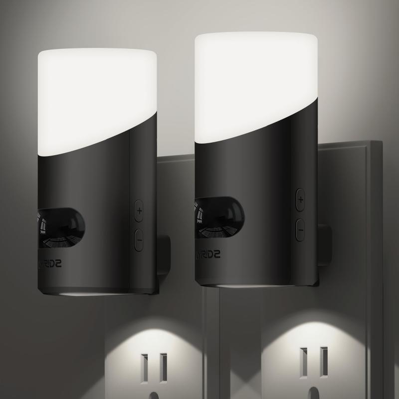 Lyridz 人感センサーライト 室内 センサーライト コンセント 足元灯 超高輝度150ルーメン 明るさ調節・..