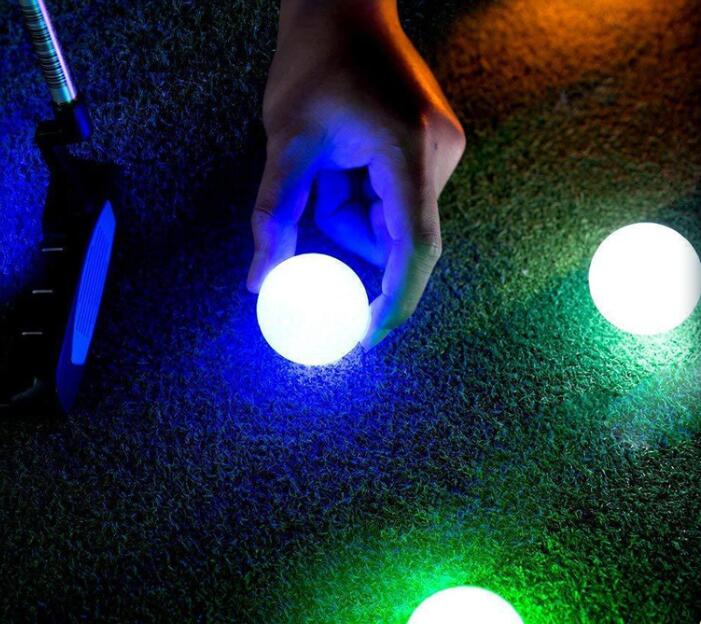 光るゴルフボール LED 6個セット 打つと光る 8分間光る 高弾性 夜間練習向け ナイトゴルフボール 衝撃センサーボール ゴルフ フラッシュボール ナイトゴルフ 練習ボール ライトアップ 飛距離 アウトドア ギフト プレゼント ゴルフコンペ 景品 賞品 118gbl04
