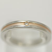 vie ステンレス ペアリング 結婚指輪 マリッジリング 【レディース販売】サージカルステン製 細身のピンクのリング&ダイヤモンド 筆記体.日本語.ハート刻印可 結婚記念日 10周年 安い