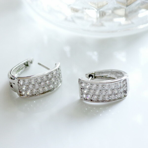 ピアス レディース キュービックジルコニア シルバー925 ポストピアス 18k K18ホワイトゴールド 金属アレルギー対応 アレルギー対策 おしゃれ おすすめ 大人 シンプル 普段用 女性 20代 30代 40代 50代 日本製イエベ ブルベ