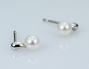 【P5倍】ピアス レディース 淡水パールピアス 真珠ピアス しずくピアス PT900プラチナピアス 金属アレルギー対応 アレルギー対策 おしゃれ おすすめ 大人 シンプル 普段用 女性 20代 30代 40代 50代 日本製イエベ ブルベ
