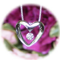 K18WGルースが揺れる♪0，1ctダイヤモンド