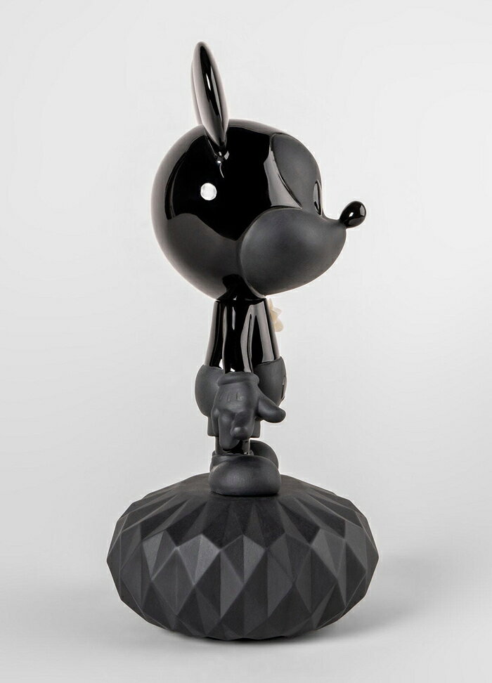 Mickey In Total Black LLADRO �������ʡ� ���ɥ� �ߥå����ޥ��� �����ȥ����� ���� �ե������� �ߥå��� �ǥ����ˡ� �ϥ��ݡ������ ���� �ͷ� ��ʪ ����ƥꥢ ���� ���� ���ˤ� 01009755