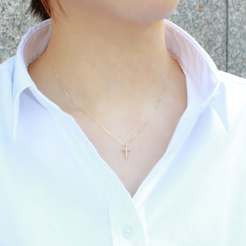 18金 ダイヤモンドクロス ペンダント (ダイヤ0.2ct・シャンパンカラー)