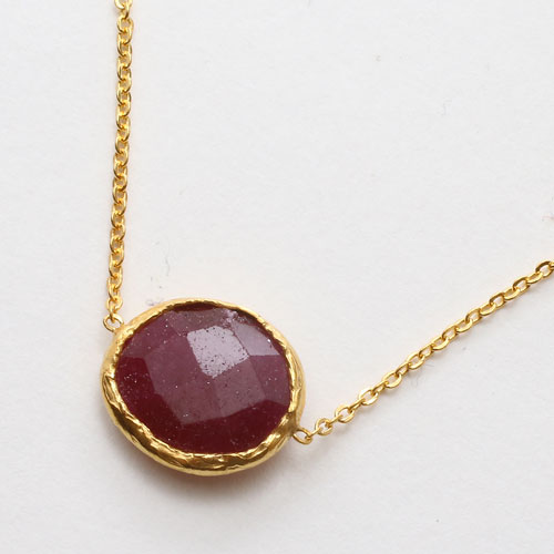 22金ブレスレットチェーン 天然石チェーン 真鍮22金ゴールドメッキ仕上げ トルコ製 癒しヒーリング ルビー 7月誕生石 アンティークジュエリー 手作りハンドメ...