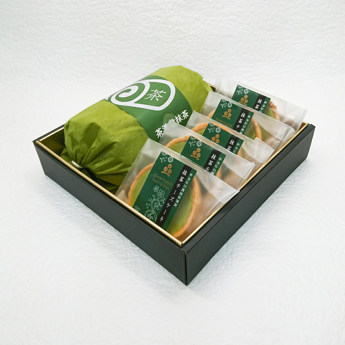 グルメダイニング友楽堂の京都 宇治 茶游堂「茶彩抄」ギフトセットB 抹茶チーズケーキ45g×5個 茶游堂抹茶ロールケーキ290g×1本 内祝い｜アングル2