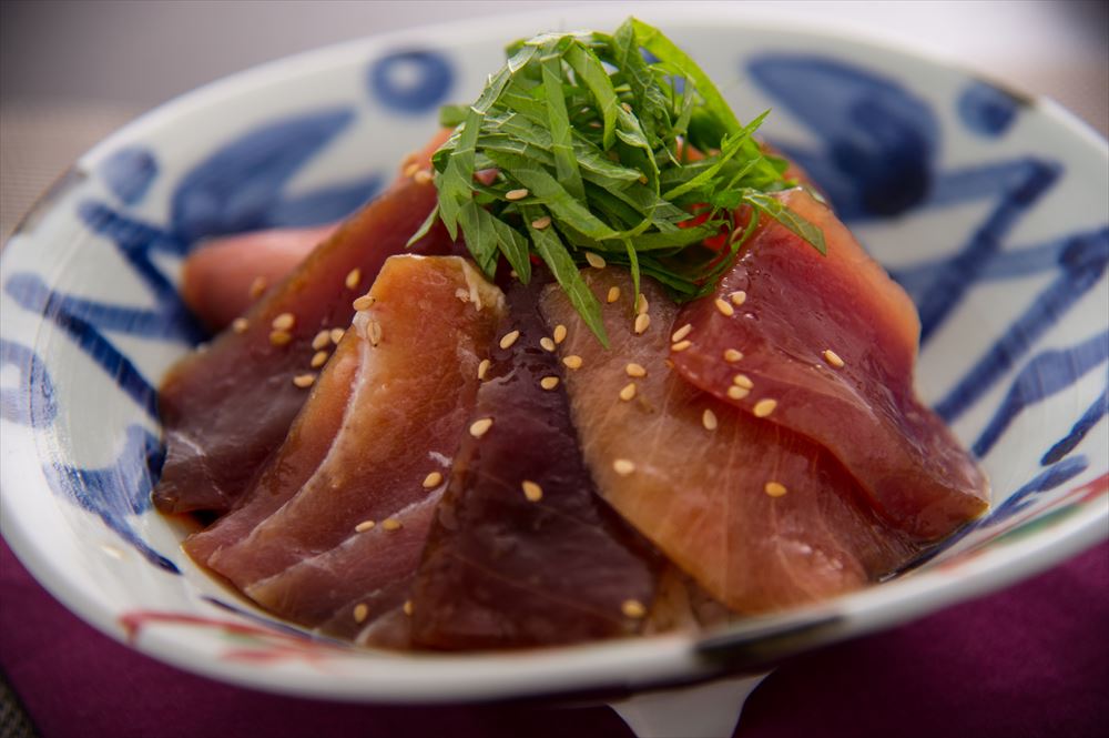 神奈川 「三浦三崎」漬けまぐろとすきみセット 漬けまぐろ(目鉢・黄肌)・目鉢まぐろすきみ 各100g×3パック 海産品 神奈川県 冷凍10日 熨斗対応 送料無料...