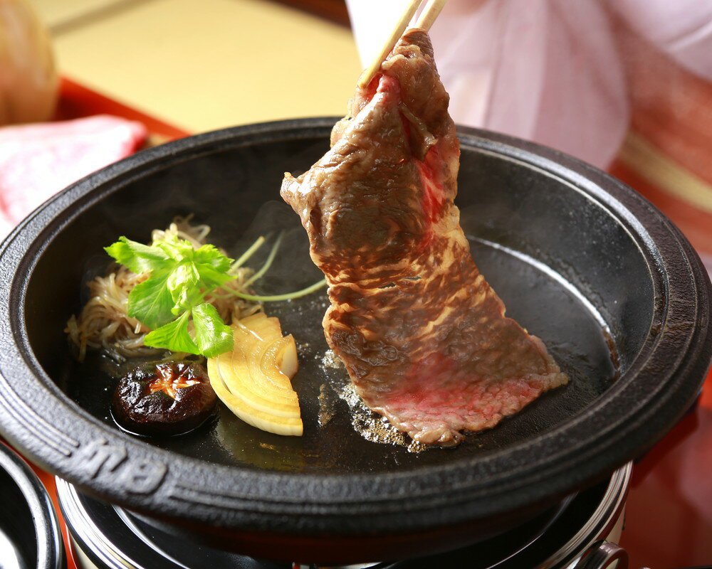 東京・人形町 「日山」 山形牛リブロースすき焼 リブロース肉