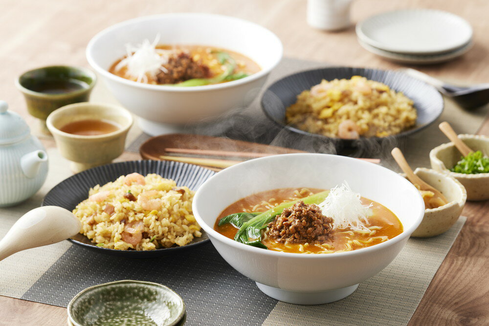 東京 「赤坂四川飯店」監修 担々麺&五目炒飯セット 担々麺セット326g(麺200g、ごまだれ38g、液体スープ58g、ザージャン(肉みそ)30g入)、ふっくら...