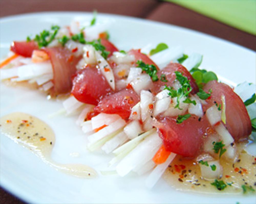 【静岡 まぐろの生ハム(2袋)】 まぐろの生ハムスライス50g×2 海産品 静岡県 プレゼント ギフト 贈り物 贈答 記念日 人気 熨斗対応 名入れ 送料無料 ...