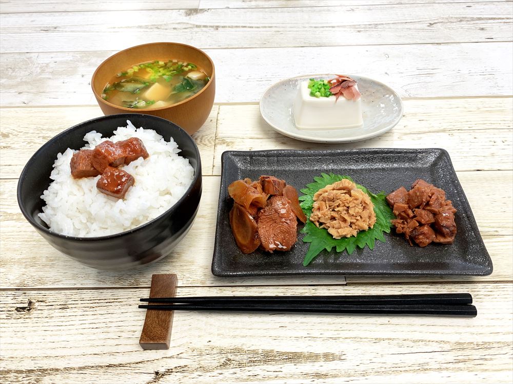 ＼父の日／【静岡 魚屋がつくった和風朝食詰合せ】 いちほまれ無洗米300g 和生姜いぶし鰹140g かつおしぐれ煮200g まぐろ角煮110g まぐろしぐれ煮120g 惣菜 静岡県 プレゼント ギフト 贈り物 贈答 記念日 人気 熨斗対応 名入れ 送料無料 産地直送 内祝い