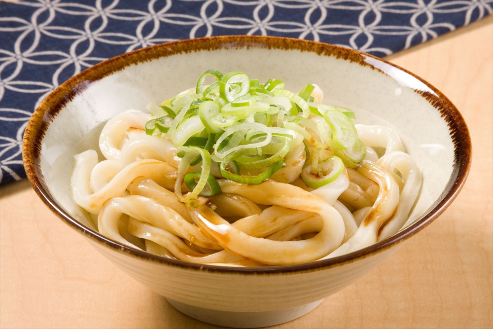 ＼父の日／ 伊勢うどん(めん250g×2 たれ34g×2)×2袋 黒い極太カレー饂飩(めん250g×2 カレー調味料25g×2)×2袋 麺類 三重県 プレゼント ギフト 贈り物 贈答 記念日 人気 熨斗対応 名入れ 送料無料 産地直送 内祝い