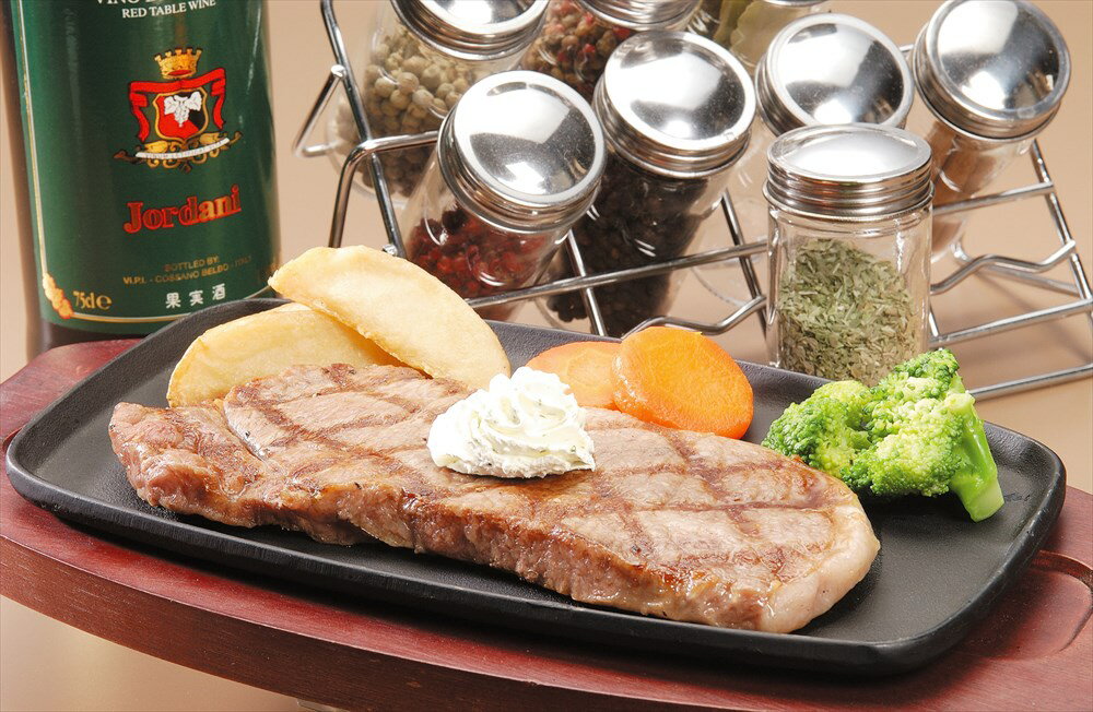 ＼お中元／【岐阜 飛騨牛 ロースステーキ】 ロースステーキ480g(約240g×2枚) 精肉 岐阜県 プレゼント ギフト 贈り物 贈答 記念日 人気 熨斗対応 名入れ 送料無料 産地直送 内祝いのサムネイル