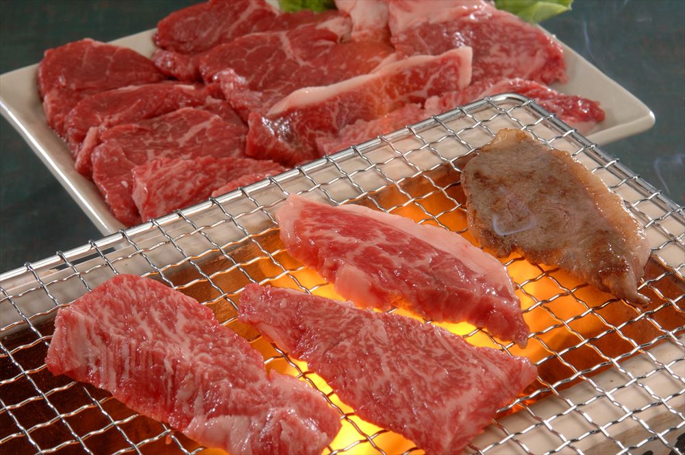 ＼父の日／東京・人形町 日山 山形牛 バラ 焼肉用 バラ肉 300g 精肉 東京都 プレゼント ギフト 贈り物 贈答 記念日 人気 熨斗対応 名入れ 送料無料 産地直送 内祝い