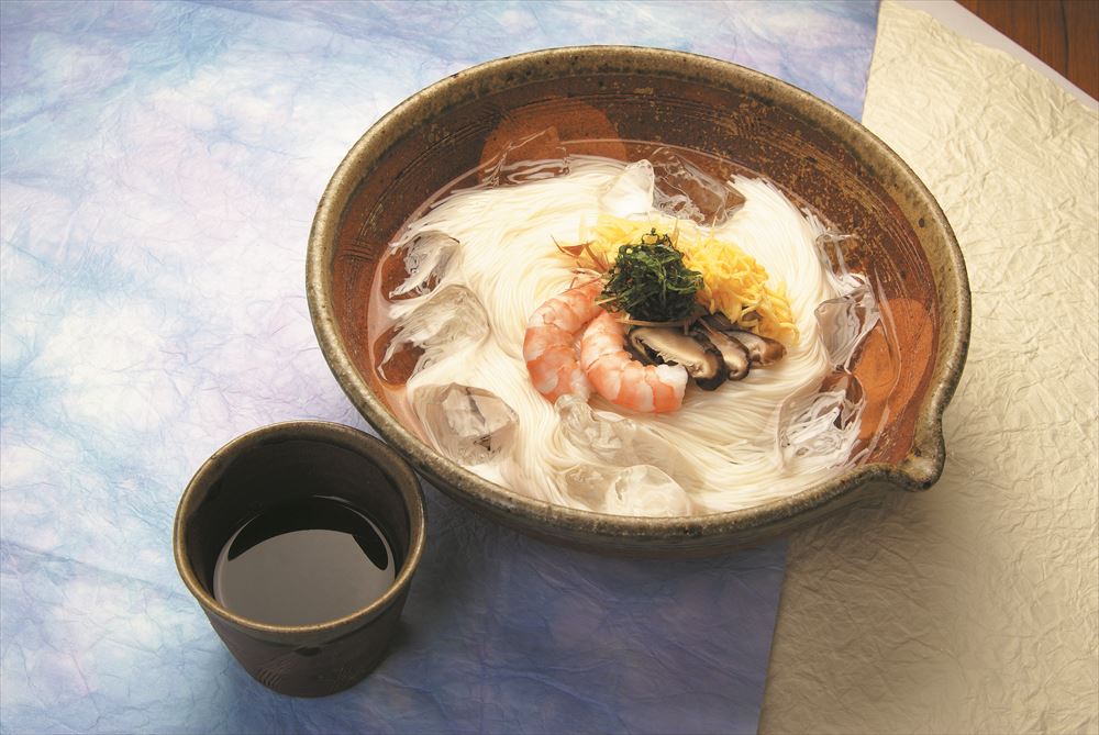 素麺 揖保乃糸 手延素麺 上級赤帯 35束 50g×35束 上級赤帯 そうめん そーめん 麺類 兵庫県 プレゼント ギフト 贈り物 贈答 記念日 人気 熨斗対応 名入れ 送料無料 産地直送 内祝い