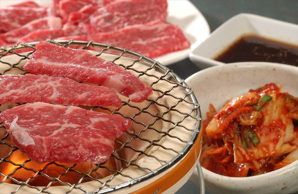 ＼父の日／長野 信州アルプス牛 焼肉 焼肉用 肩ロース 450g 精肉 長野県 プレゼント ギフト 贈り物 贈答 記念日 人気 熨斗対応 名入れ 送料無料 産地直送