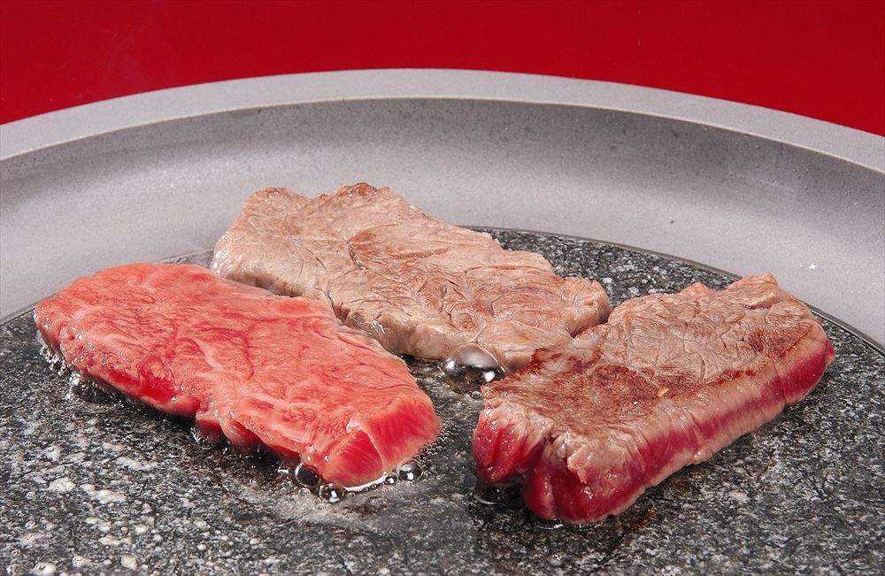 【母の日】長野 信州和牛 焼肉 焼肉用(モモ)300g 精肉 長野県 プレゼント ギフト 贈り物 贈答 記念日 人気 熨斗対応 名入れ 送料無料 産地直送