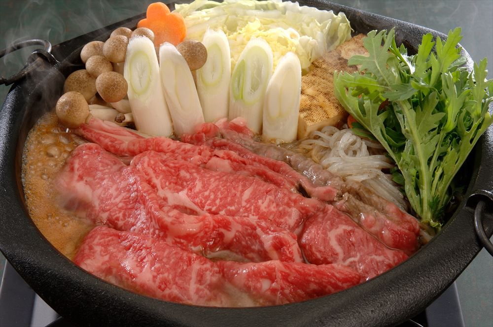 飛騨牛 ＼母の日／岐阜 飛騨牛 すきやき モモ・肩 450g 精肉 岐阜県 プレゼント ギフト 贈り物 贈答 記念日 人気 熨斗対応 名入れ 送料無料 産地直送